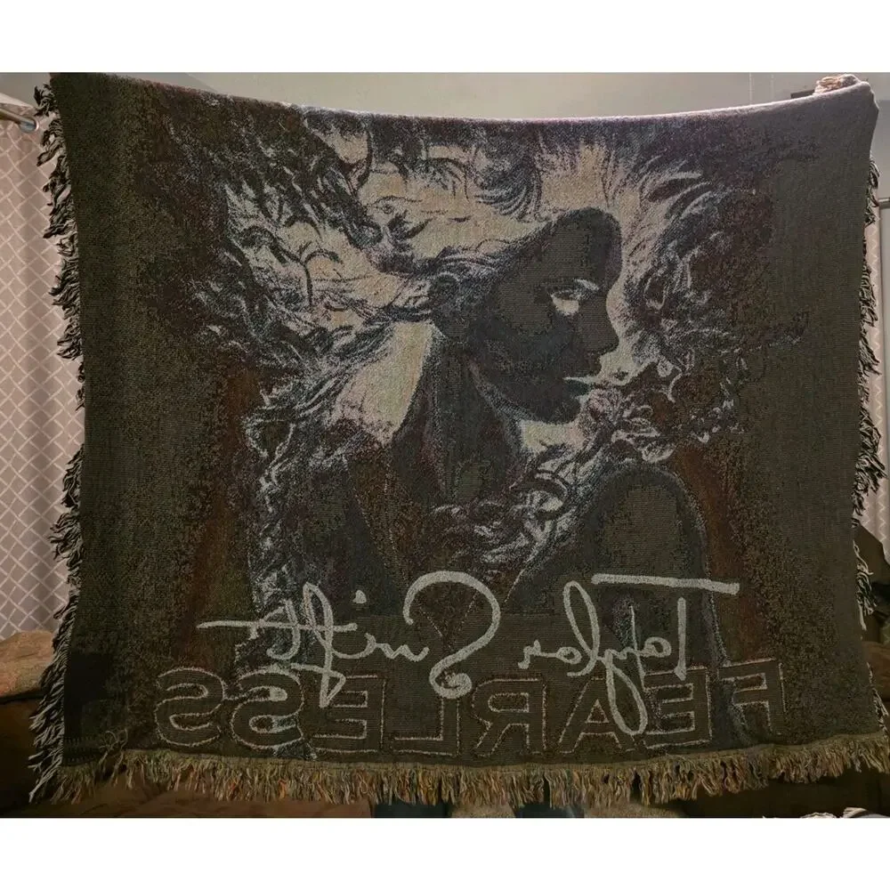 Taylor Swift Fearless Tour Tapestry Throw Blanket 51
